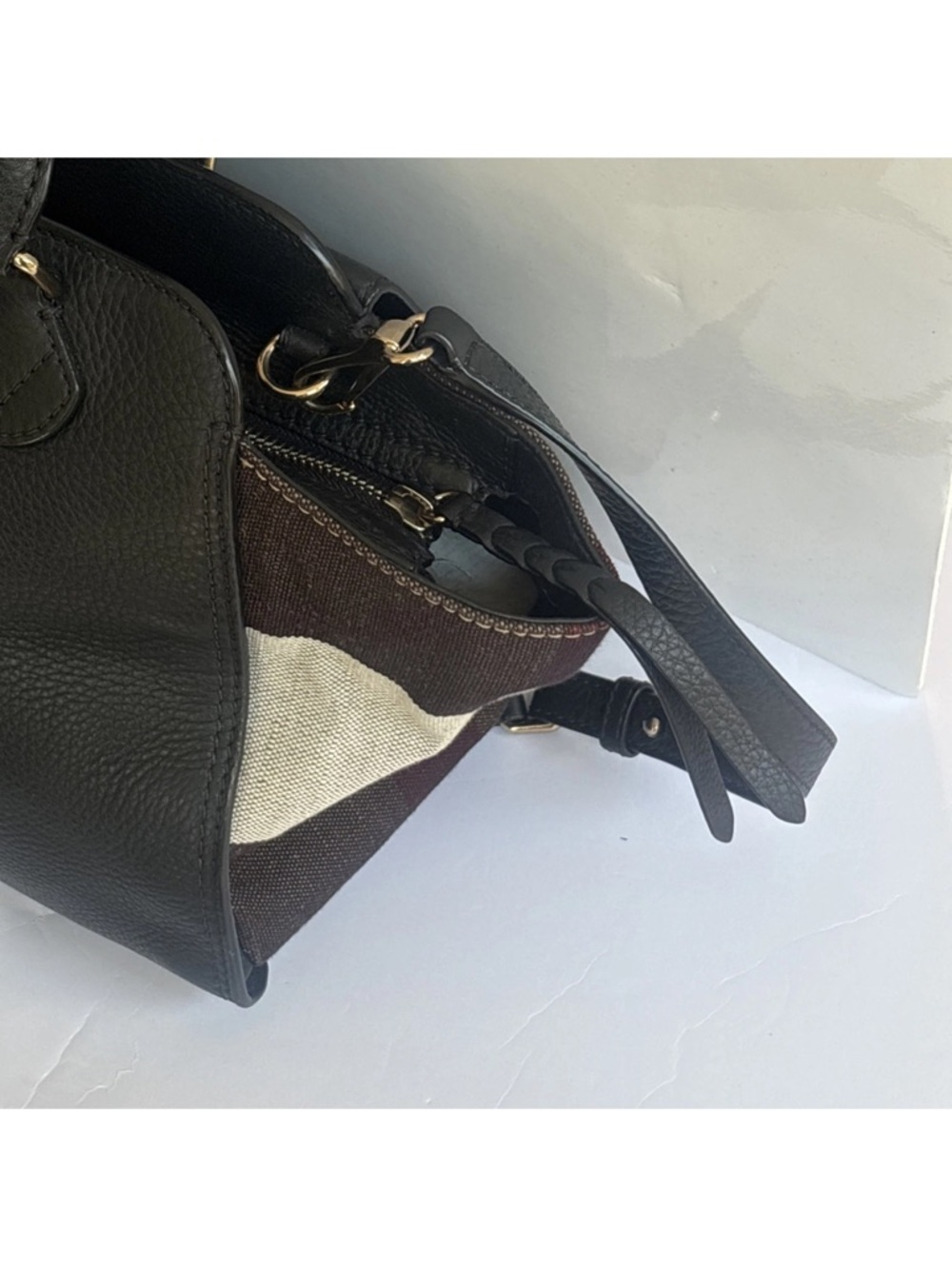 Burberry Black Leather House Check Medium Harcourt Tote Bag - Picture 5 of 17